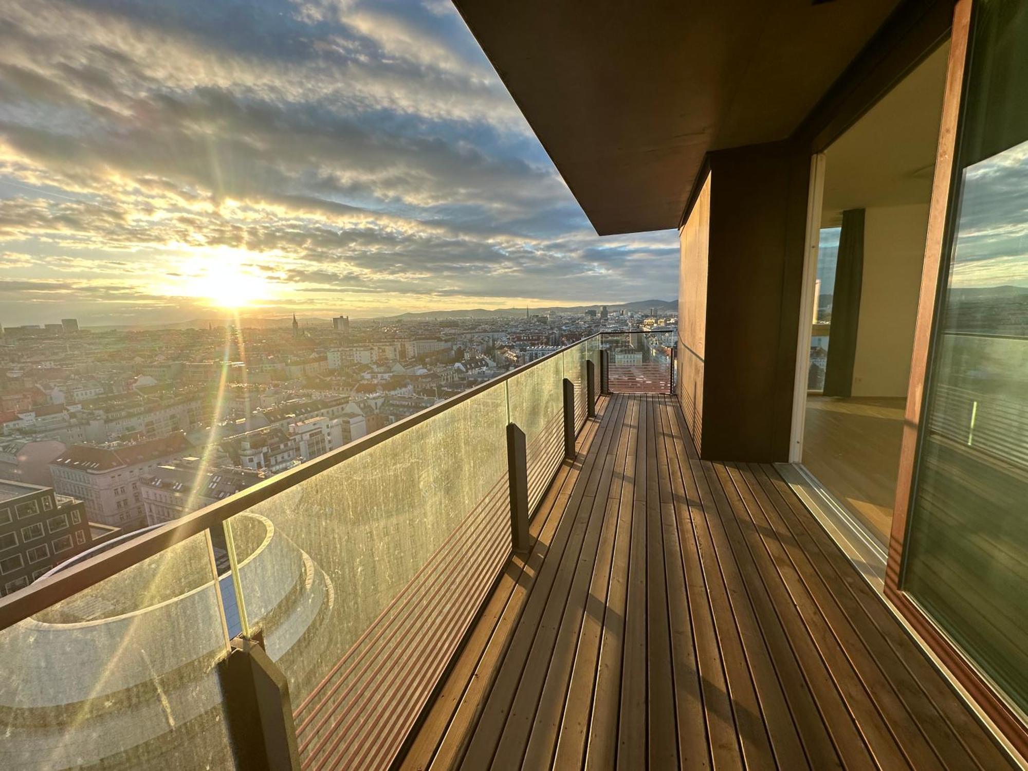 Panorama Sky Apartment I Rooftop Pool I Metro Station Відень Екстер'єр фото