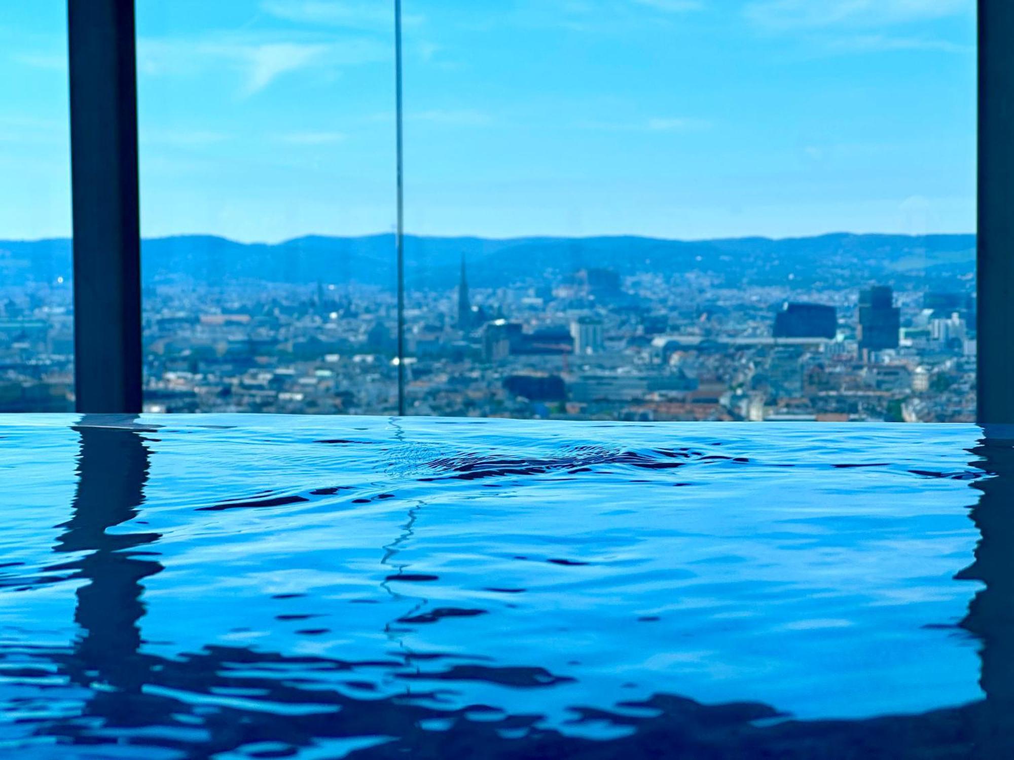 Panorama Sky Apartment I Rooftop Pool I Metro Station Відень Екстер'єр фото